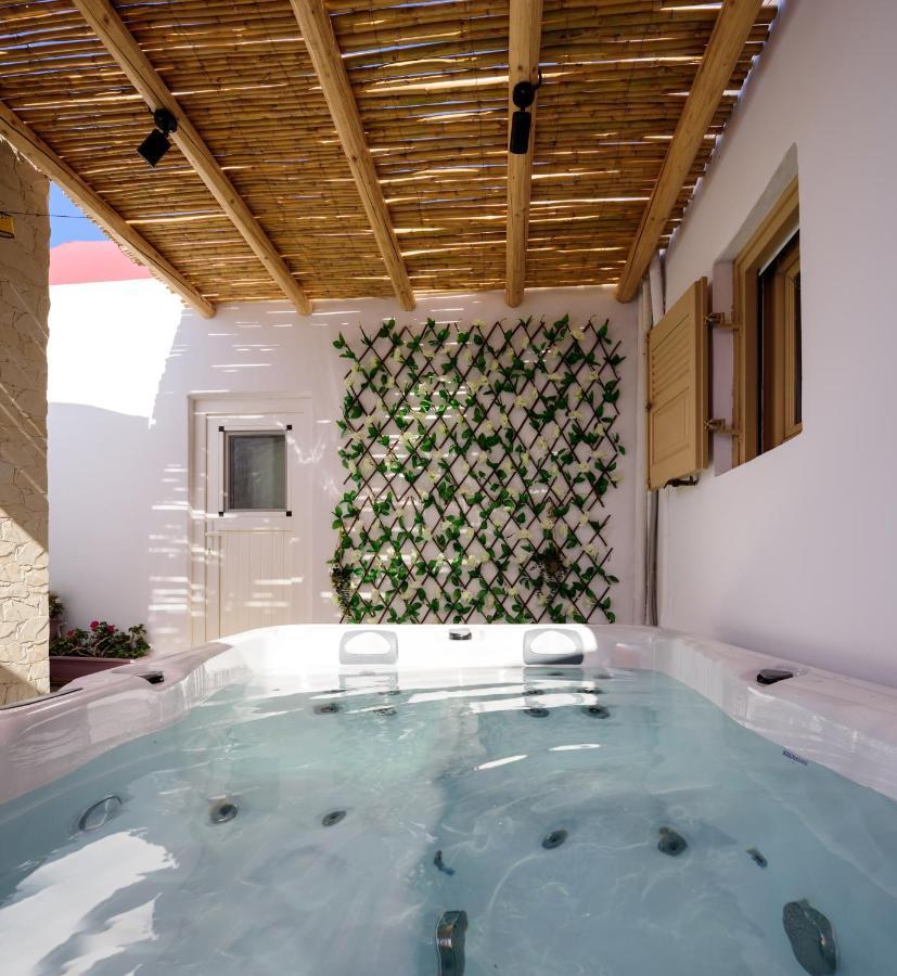 Heart Of Oia - Private House With Jacuzzi Lägenhet Exteriör bild